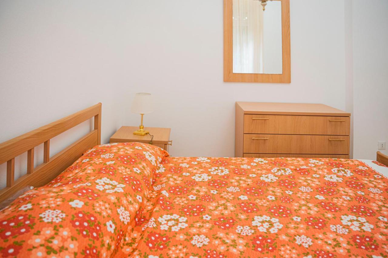 Apartamento 039 - Casa Residenziale A Lavagna A 5 Minuti Dal Mare Exterior foto